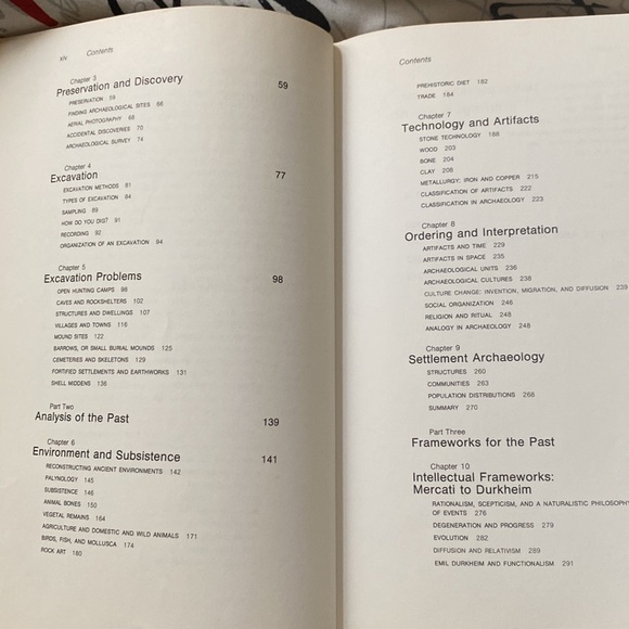 Book - Picture 3 of 4